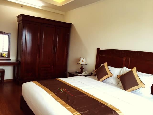 Hong Kong 2 Hotel Vinh Extérieur photo