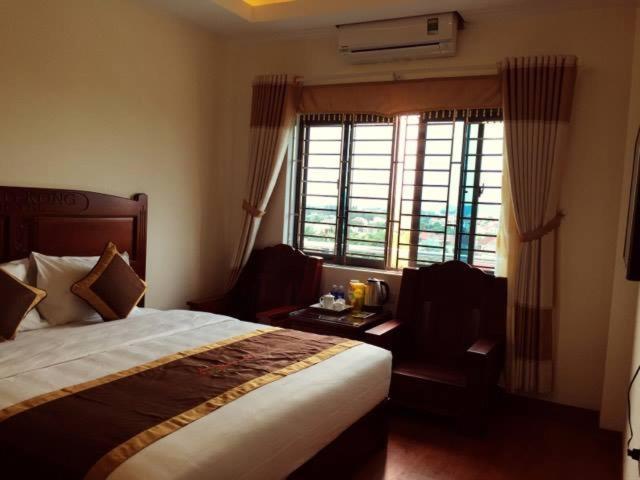 Hong Kong 2 Hotel Vinh Extérieur photo
